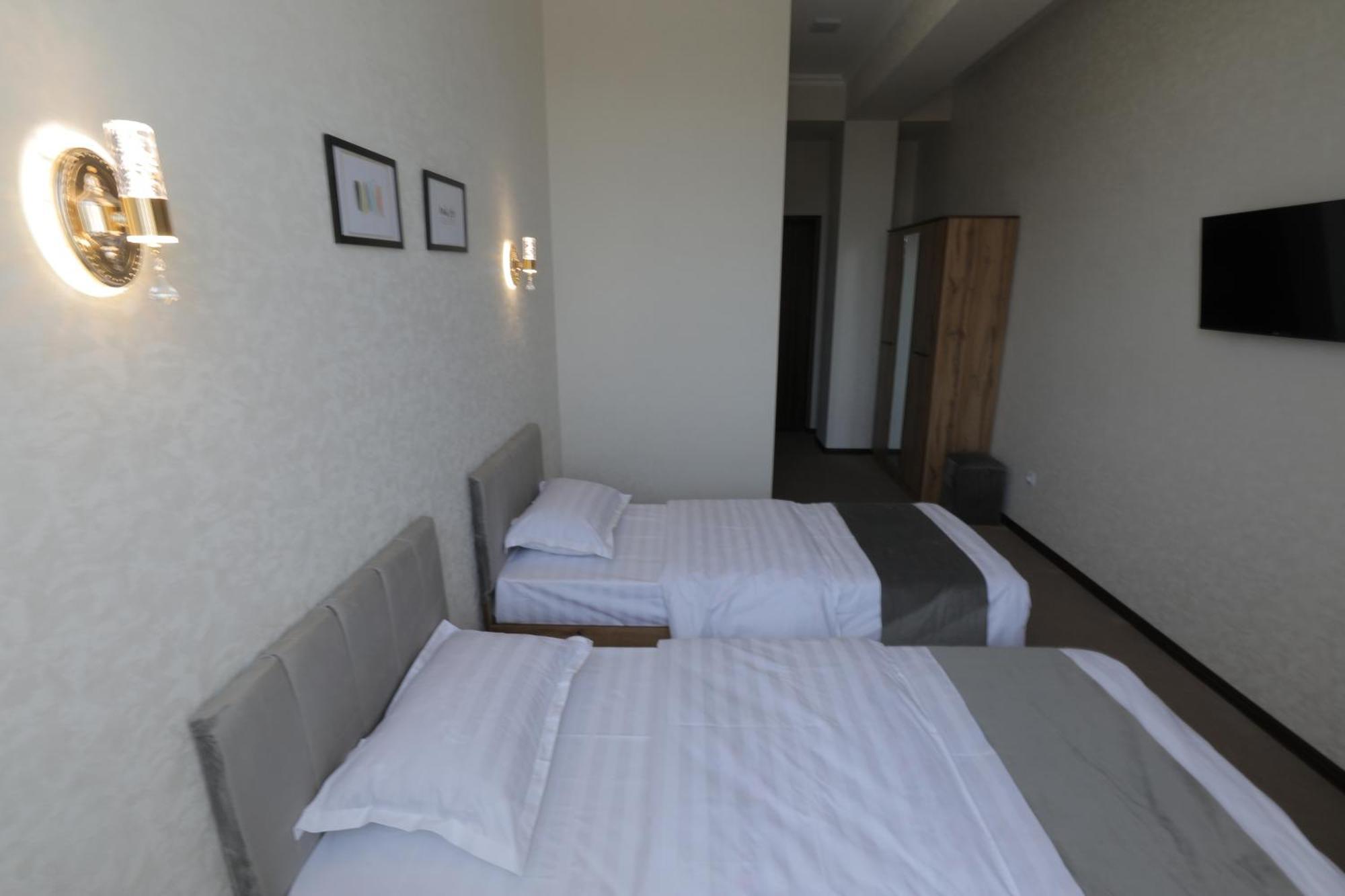 Resident Hotel タシュケント エクステリア 写真
