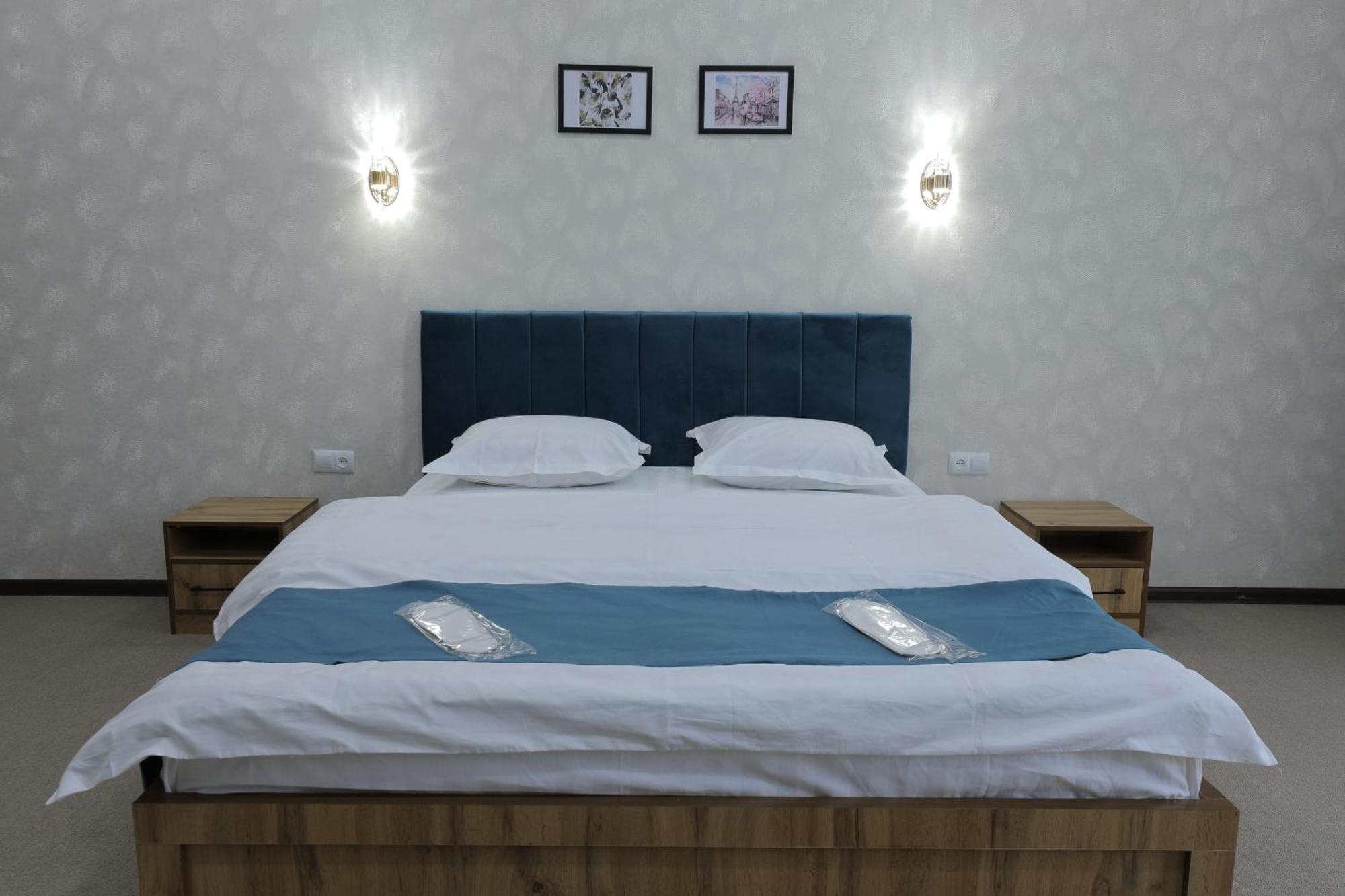 Resident Hotel タシュケント エクステリア 写真
